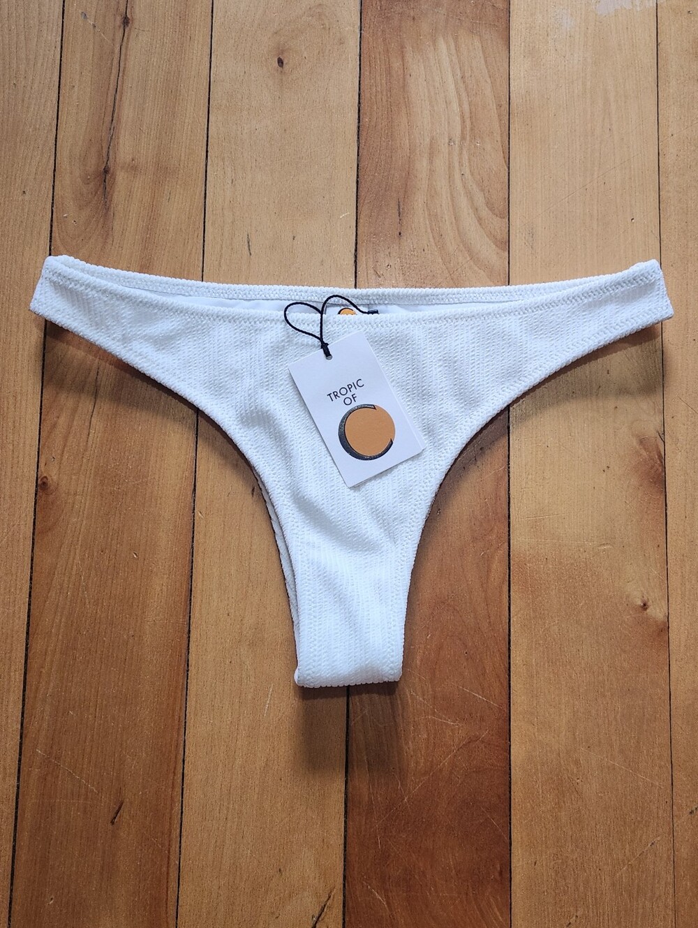 NWT Tropic of C High Curve Bottom in White Texture - S